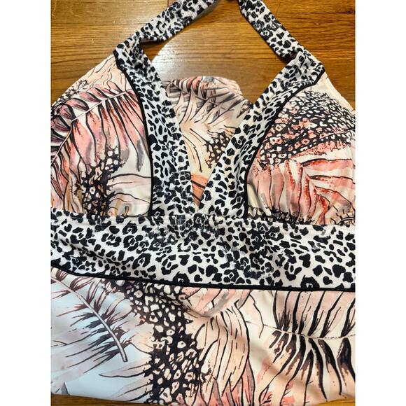 Venus Women’s 12 Pink Black Tropical Cheetah Print Halter One Piece Swimsuit - Picture 6 of 7